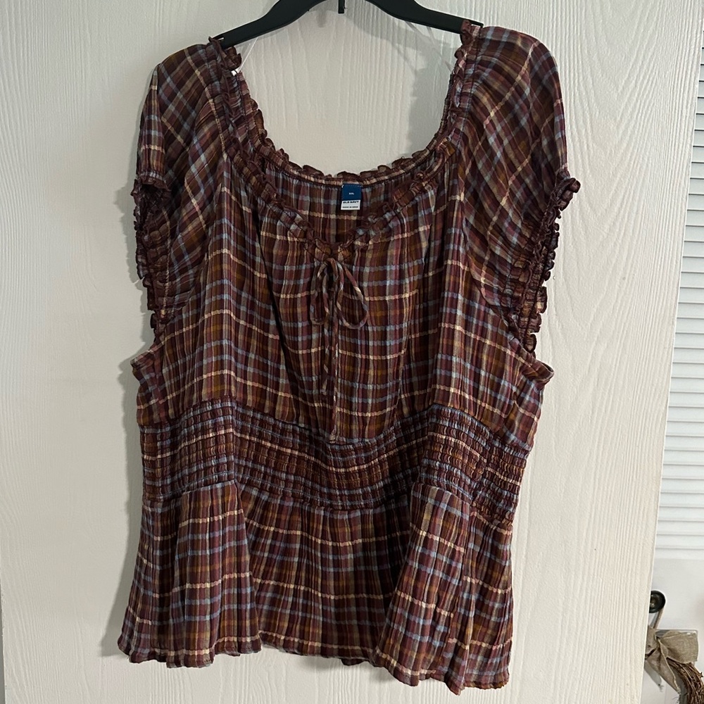 Old Navy Short Sleeve XXL Blouse, Fall Colored